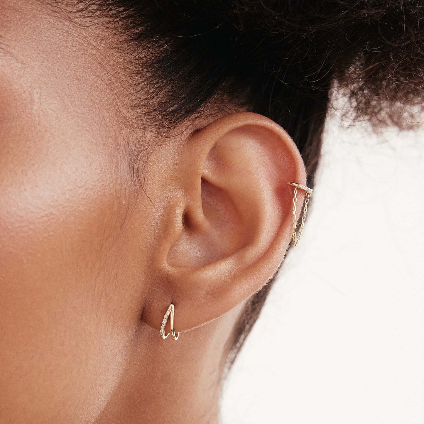 Diamond V Chevron Huggie Earrings in 585 solid gold