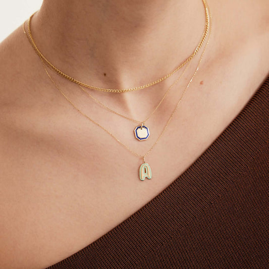 Email Puff initial necklace in 585 solid gold