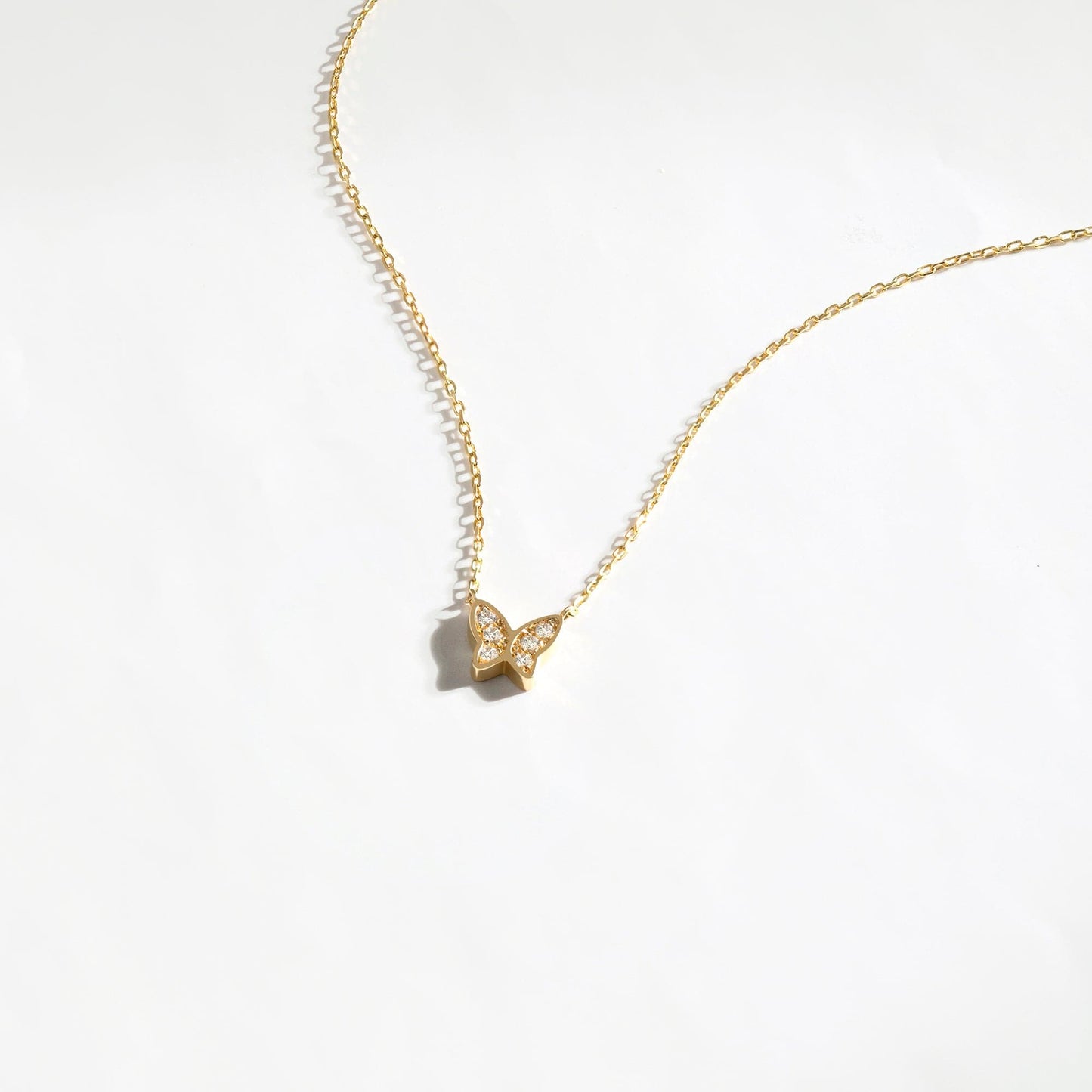 Diamond butterfly pendant necklace in 585 gold
