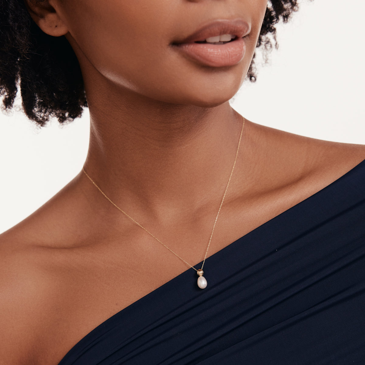 Collier de perles ovales en or 585
