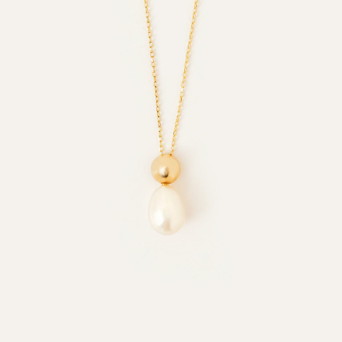 Collier de perles ovales en or 585