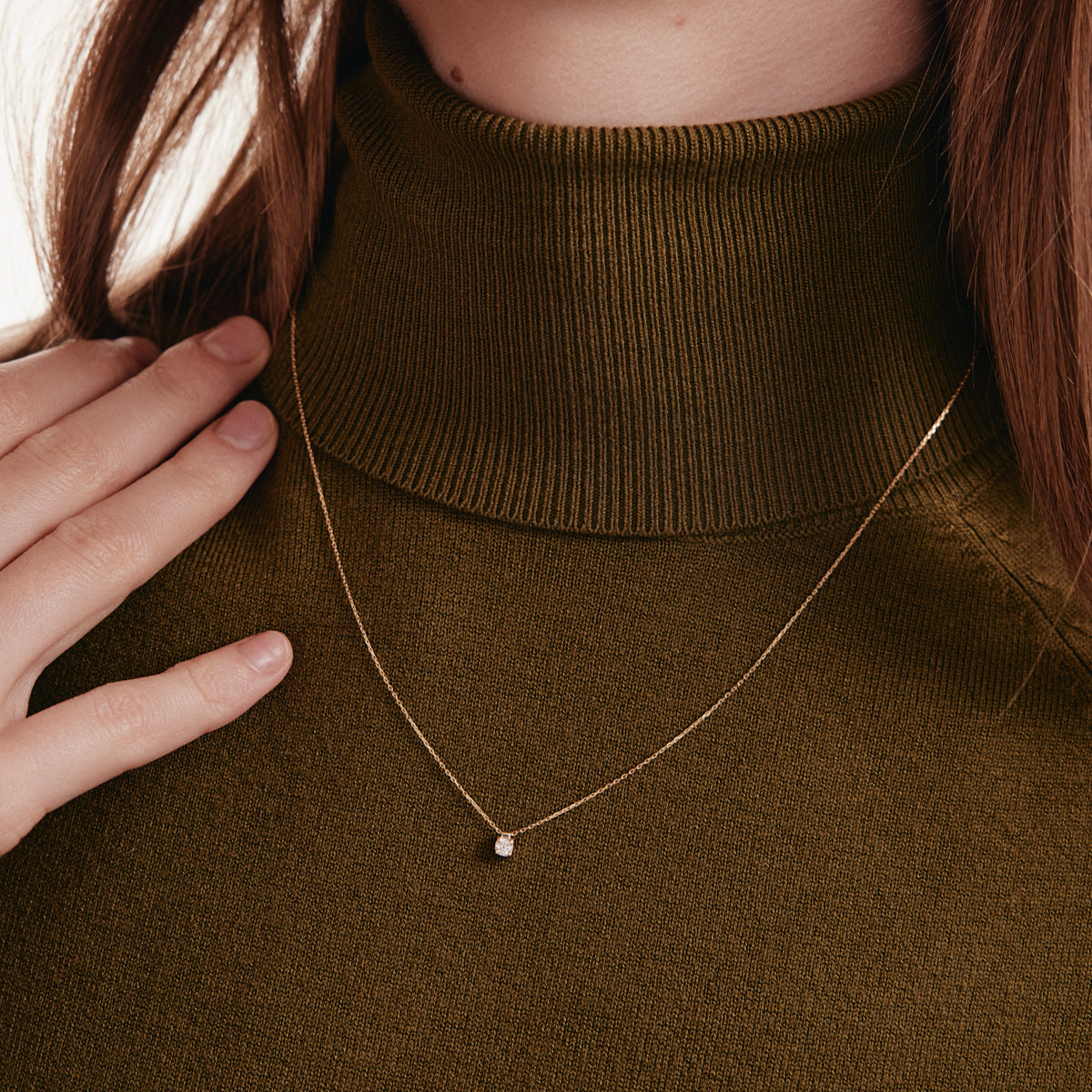 Diamond round cut solitaire necklace in 14k gold