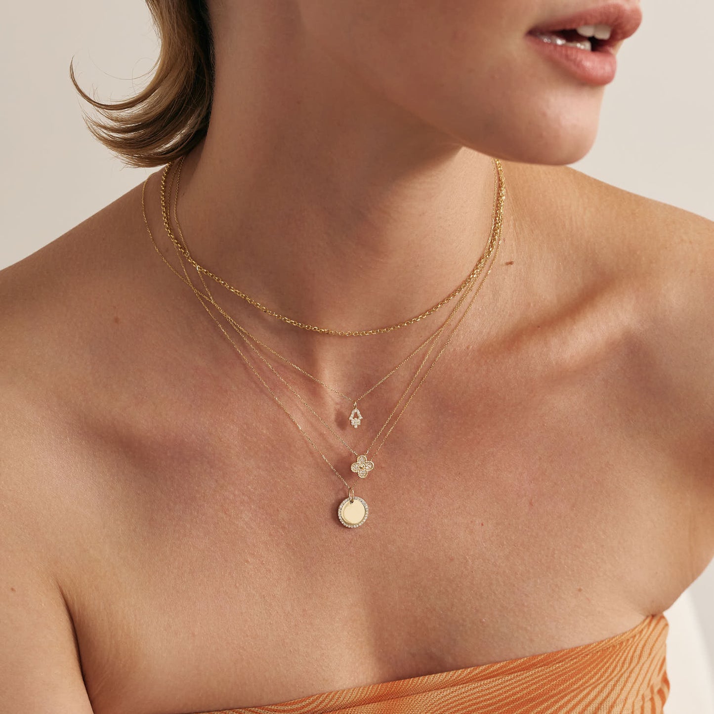 Diamond Hamsa Hand Necklace in 585 Solid Gold