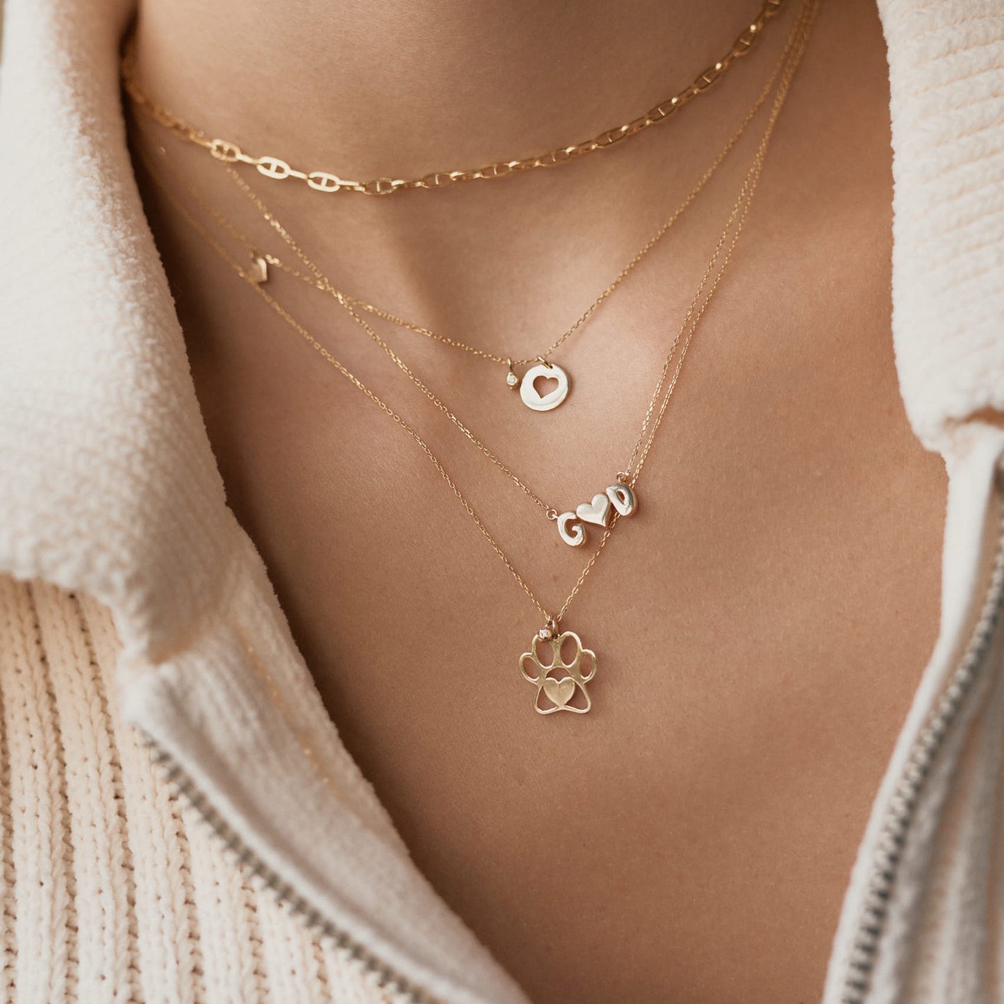 Collier à empreinte de patte minuscule avec diamant en or massif 585
