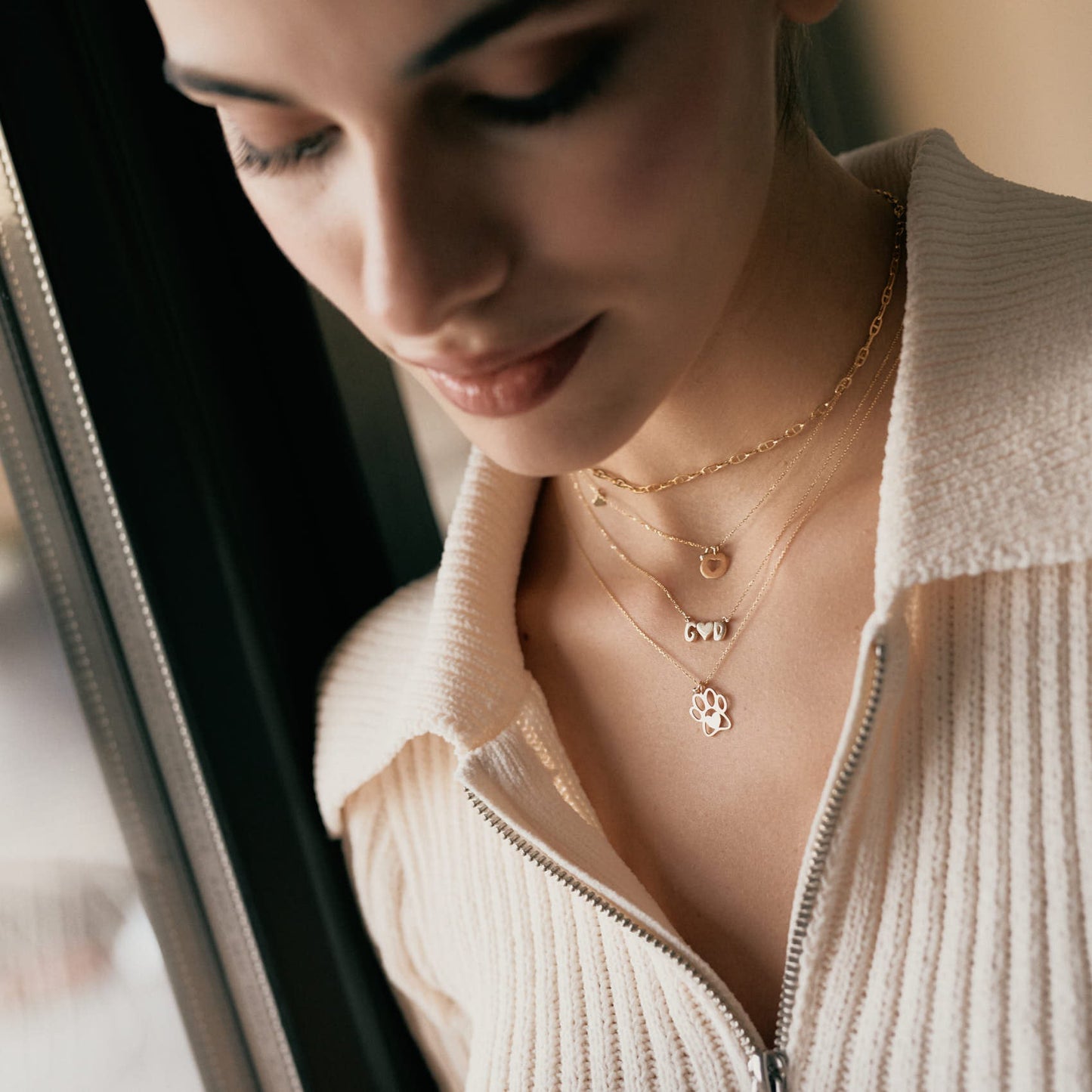 Collier à empreinte de patte minuscule avec diamant en or massif 585