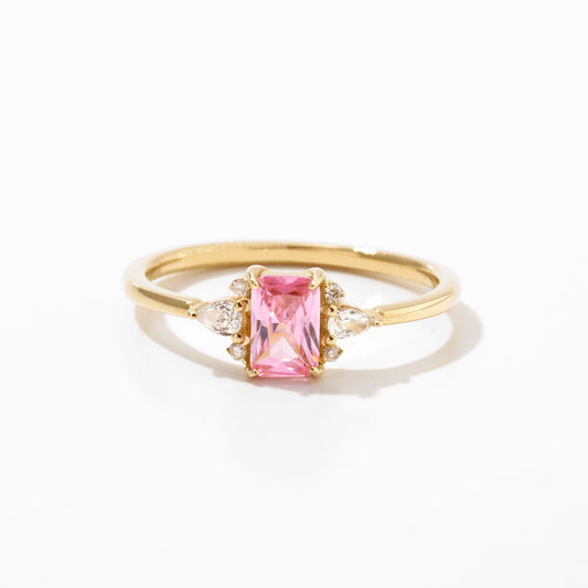 three-stone birthstone ring in 585 solid gold