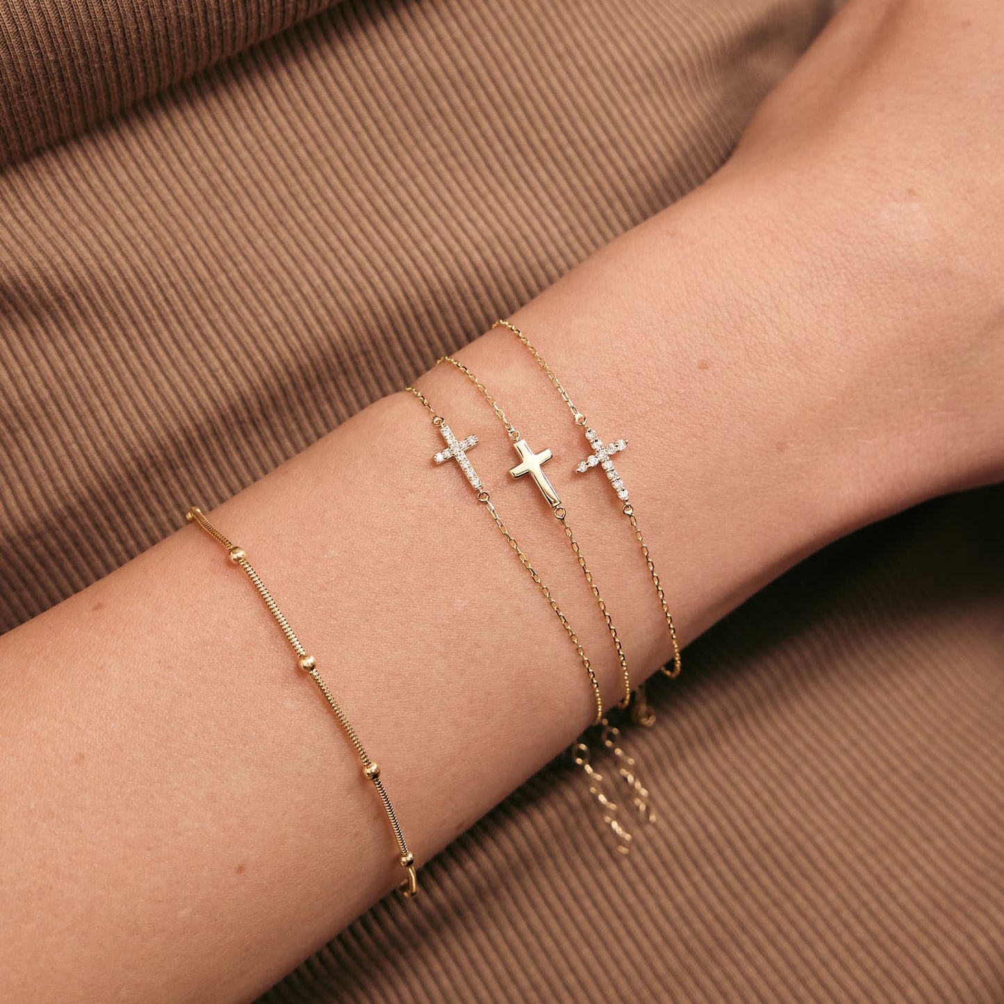 Cross Charm Armband