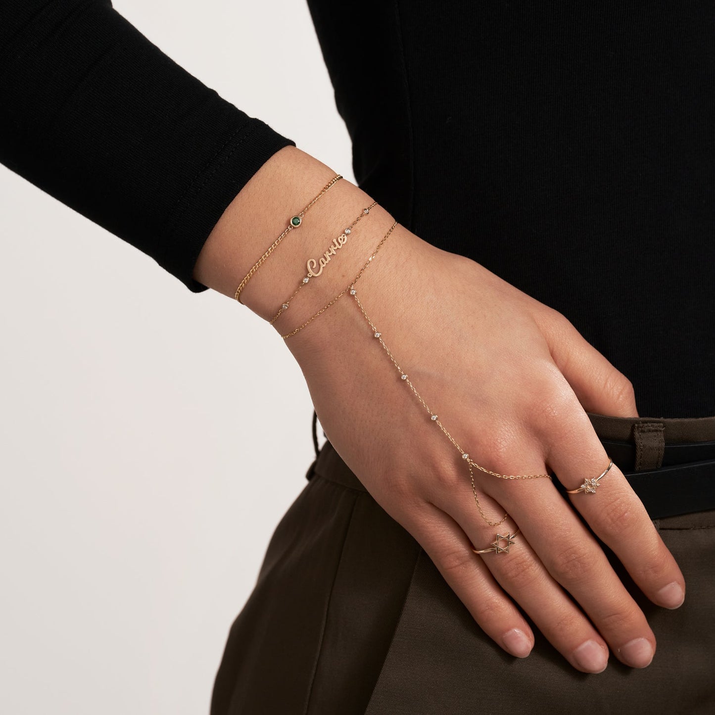 Carrie Namensarmband Diamant Station Armband