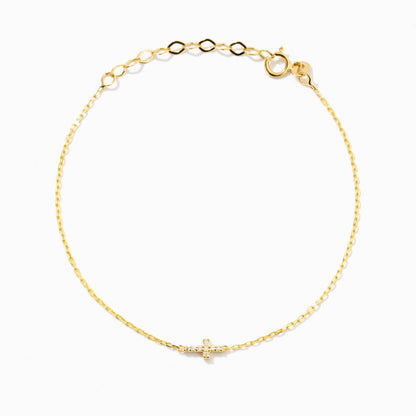 Armband mit kleinem Diamantkreuz