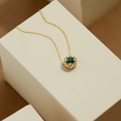 Diamant-Smaragd-Halo-Halskette