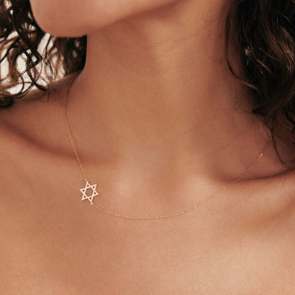 Reversed necklace with Star of David in 585 solid gold