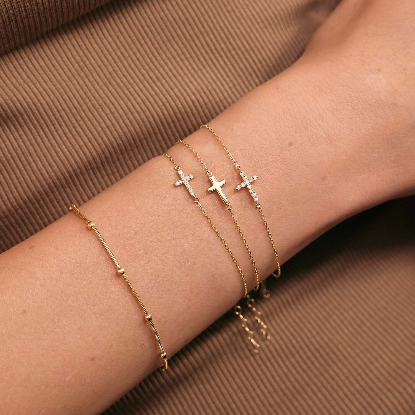Diamantkreuz Charm Armband