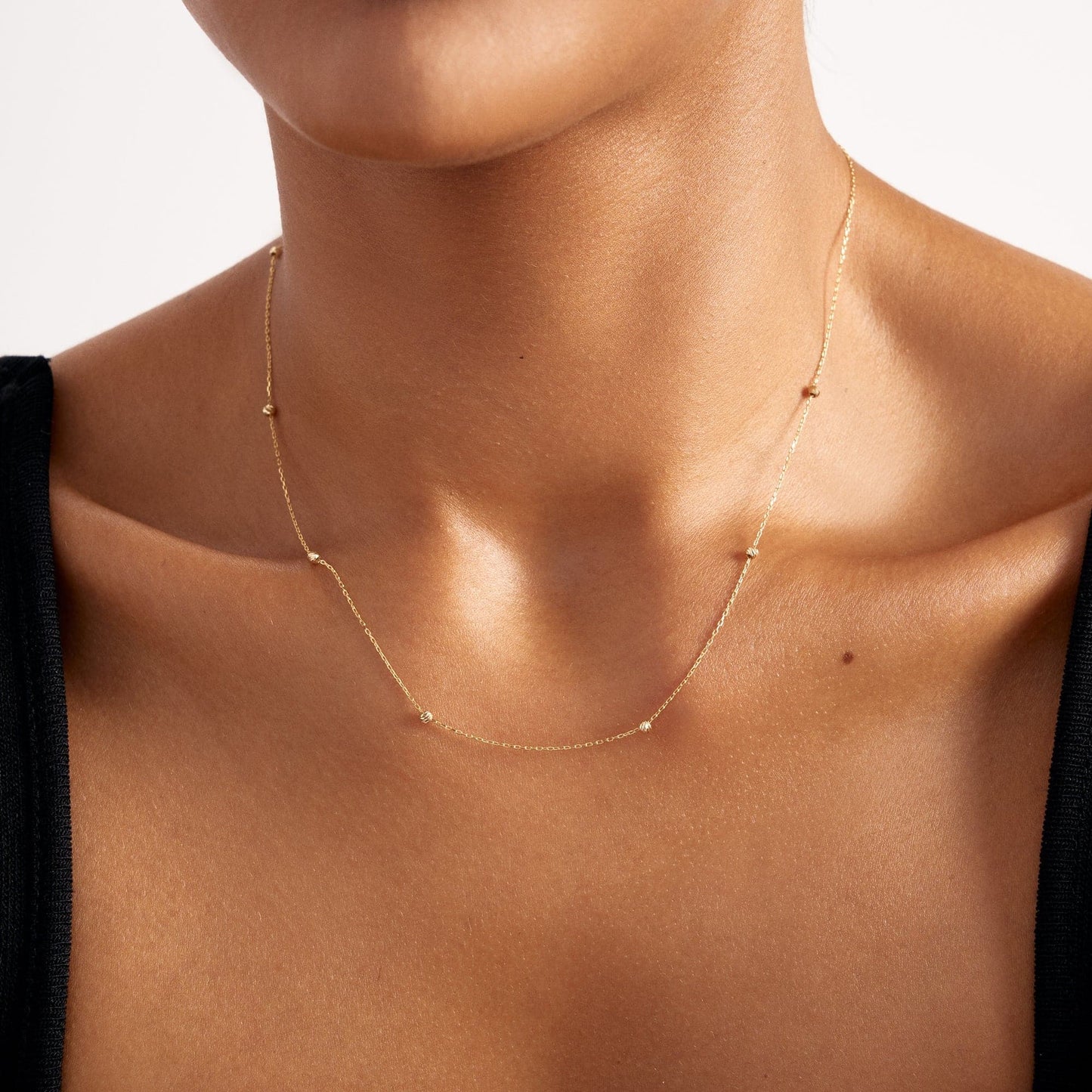 Collier Station en or massif 585