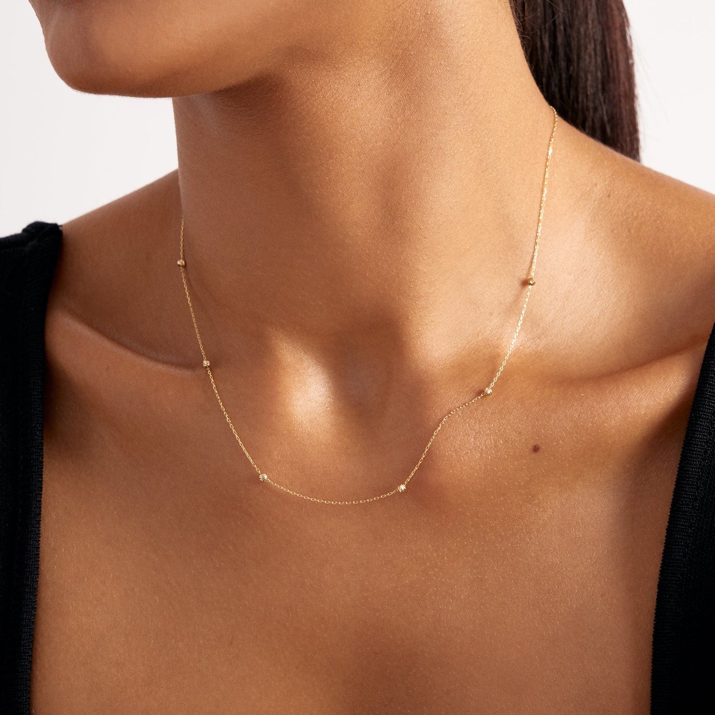 Collier Station en or massif 585