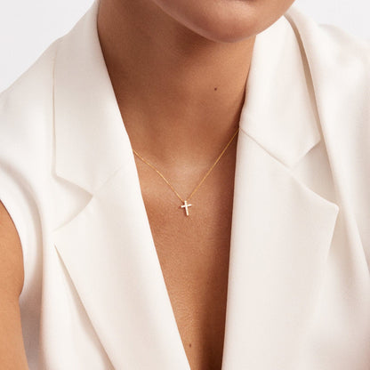 Collier croix pavé de diamants en or massif 585