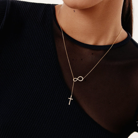 Collier croix infinie en or 585