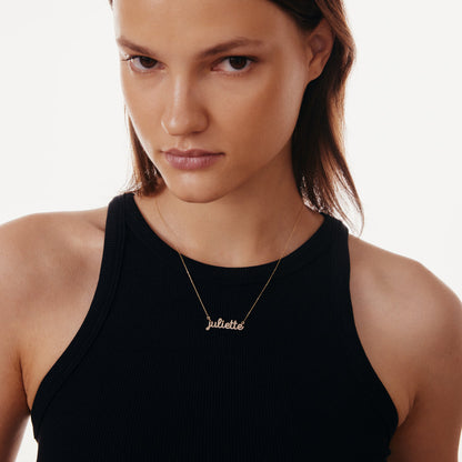 Collier prénom cursif diamant personnalisé en or 585