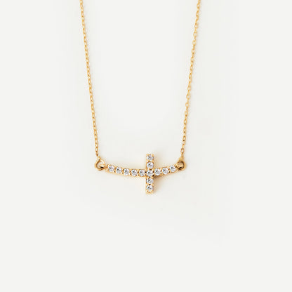 Gebogene Diamant-Kreuz-Halskette