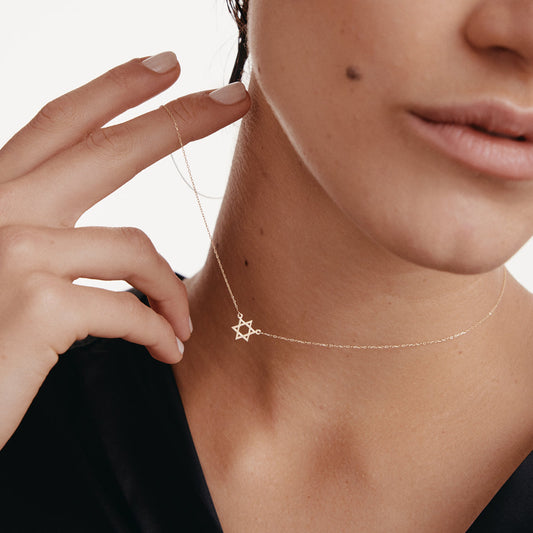 Jewish Star Necklace in 585 Gold