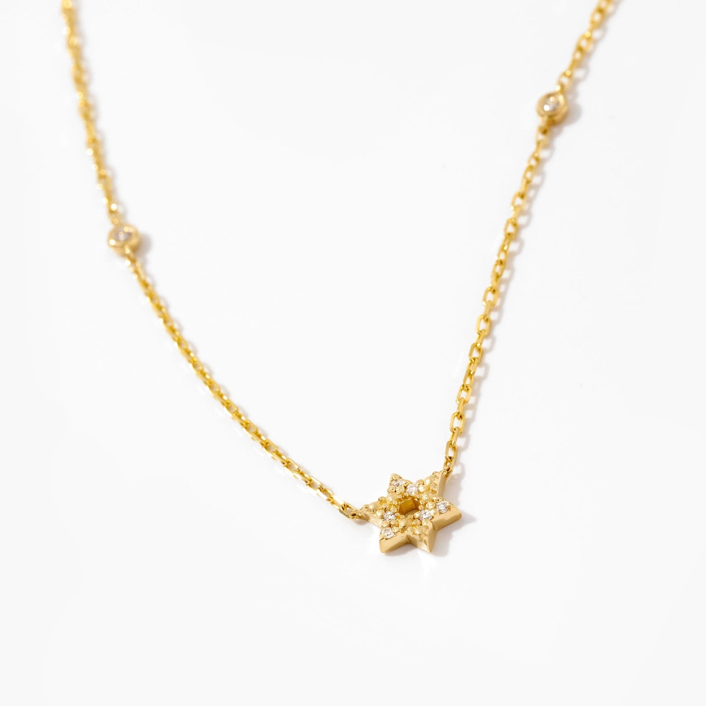 Diamond Station Star of David 585 solid gold necklace