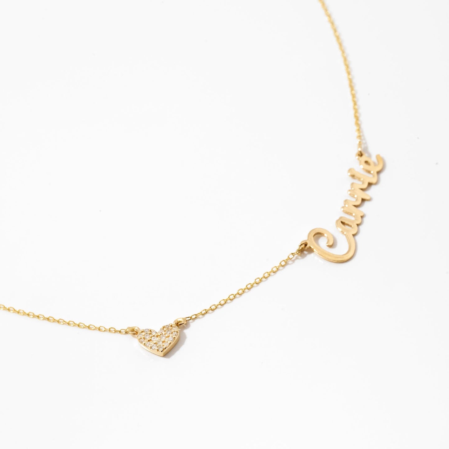 Diamant Carrie Namenskette mit Herzanhänger