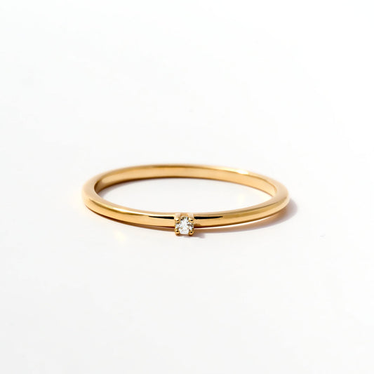 mini diamond solitaire ring in 585 solid gold