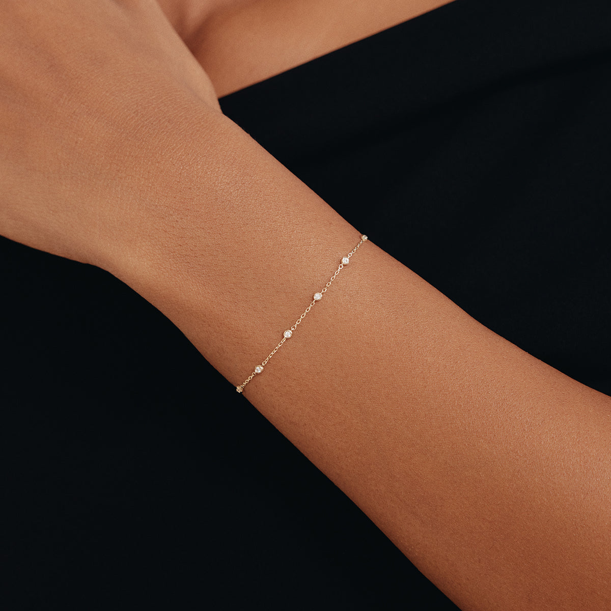 Bezel Diamond Station Bracelet in 14K Gold