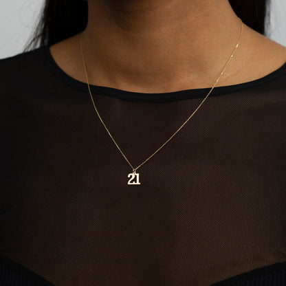 Individual number collar in 585 gold